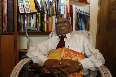 100-year-old Indian freedom fighter pursues PhD