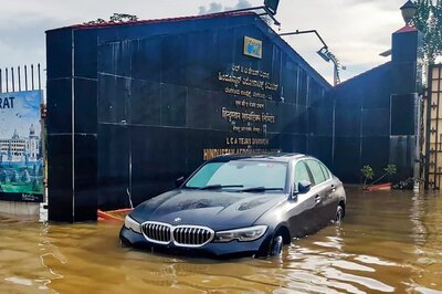 News18 Evening Digest: How Uber-rich Are Surviving in Bengaluru Floods and Other Stories