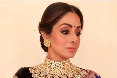 Sridevi Birth Anniversary: Hawa Hawaii to Kate Nahin Kat Te, Iconic songs of the Diva That Will Make You Nostalgic