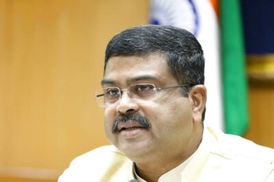 Education Minister Launches Phase 2 of Mahatma Gandhi National Fellowship