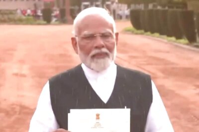 'Next 5 Years Going To Be...': PM Modi Meets President Murmu, Stakes Claim To Form Govt