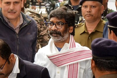 Ex-Jharkhand CM Hemant Soren Cites SC's Kejriwal Bail Order, Seeks Interim Relief to Campaign in LS Polls