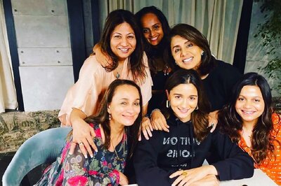 Alia Bhatt Spends Birthday Eve with Mom Soni Razdan and Neetu Kapoor, See Pic