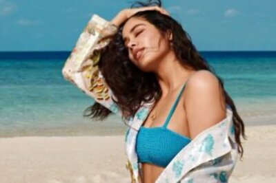 Janhvi Kapoor Looks Drop-dead Gorgeous in Glamorous Photoshoot, Clarifies it was Pre-lockdown