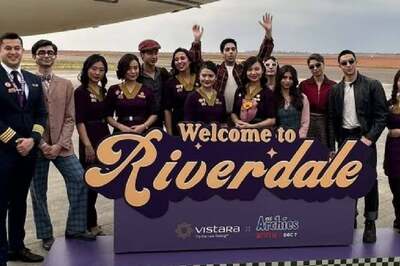 Vistara Partners with Netflix for Special Retro-Themed Flight for Movie ‘The Archies’