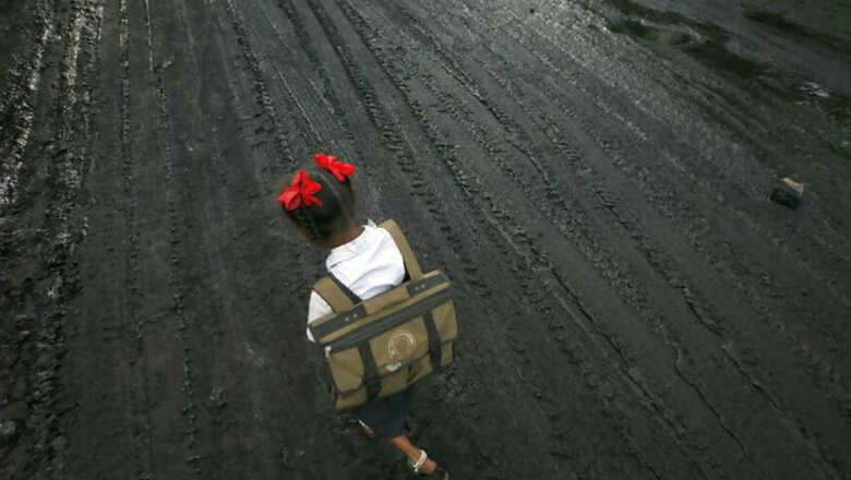Fed up With Heavy School Bags, 2 Students Hold Press Meet