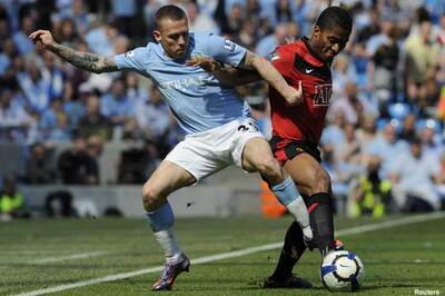 Man City loans out Bellamy to Cardiff