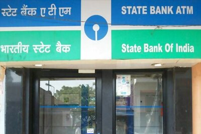 Moody's puts debt ratings of SBI, ICICI under watch