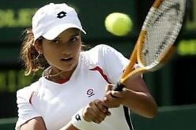 Sania storms into Gaz de France's Rd 2