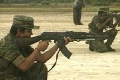 2 killed in blast outside Lankan air force HQ