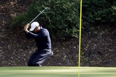 Woods brought to task for kicking his golf club