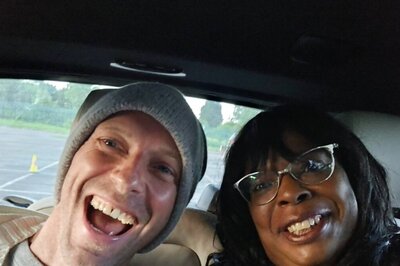 Chris Martin Gives Lift To A Woman Who Was Struggling To Walk To His Show