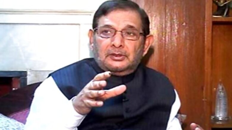 Sharad Yadav terms JD(U) candidate 'party hopper'