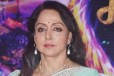 No roles for older actresses in Bollywood: Hema Malini