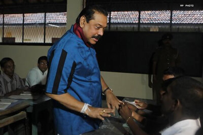 Sri Lankans vote first post-war parl poll