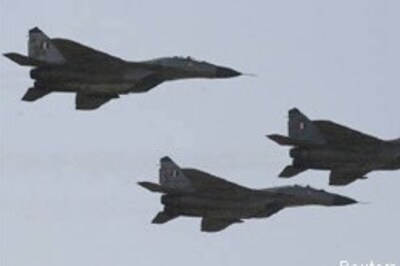 India floats huge defence deal to boost air power