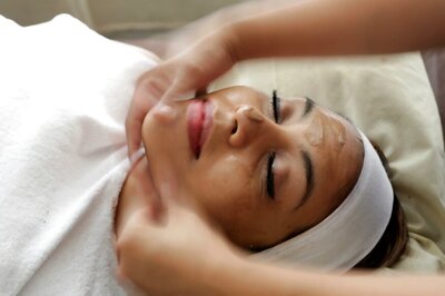 Here's How You Can Recharge Your Skin On the Weekends