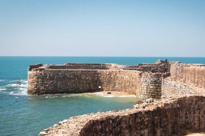 Navy Day 2023 Today: History, Operation Trident, Sindhudurg Fort Facts, and Wishes to Share