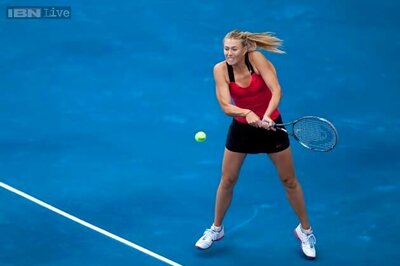 Injured Maria Sharapova out of WTA Championship