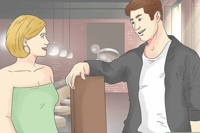 The Top Signs a Leo Man Is Playing You