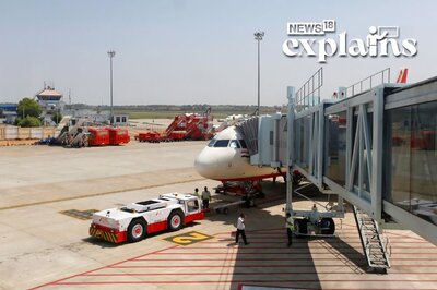 Man Dies on Delhi-Doha IndiGo Flight: Why Don't Airlines Have Doctors Onboard? EXPLAINED