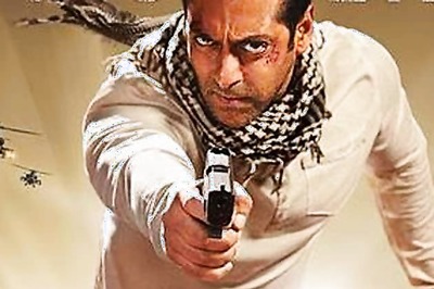 'Ek Tha Tiger' sets record for fastest 100 crore