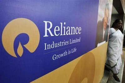 RIL shares fall; revenue misses estimates