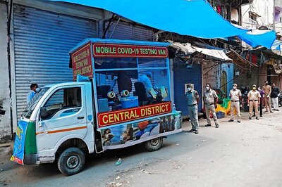 12 of Family, Including 2-Month-old Infant, Test Positive for Coronavirus in Old Delhi