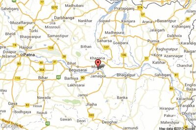 Two smugglers arrested with weapons