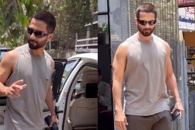 Shahid Kapoor Looks Handsome In Comfy Casual As He Gets Papped In The City, Fans React; Watch