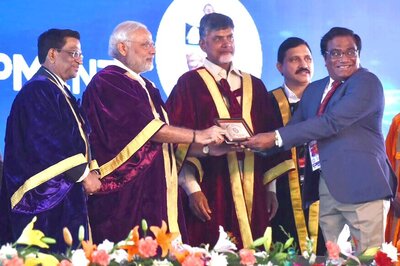 Protesting Students Fume as PM Honours Hyderabad University V-C