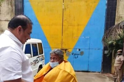 Lavanya Suicide Case: Row Erupts After DMK MLA Welcomes Main Accused Sagaya Mary Outside Prison