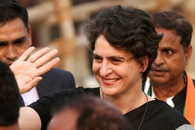Eye on 2022 Polls, Priyanka Gandhi Looks to Set Up Base in Lucknow, Goes House Hunting