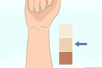 How to Cover Acne Scars with Makeup