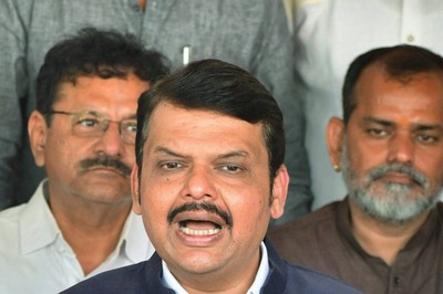 Low Standard, Says Fadnavis on Uddhav Speaking About Maha CM's Grandson at Dussehra Rally
