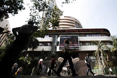 Sensex falls 38 pts; Bharti tanks nearly 4 pc