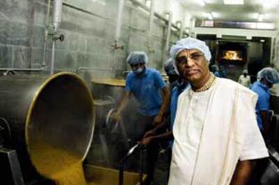 No child left hungry: a mid-day meal scheme's story