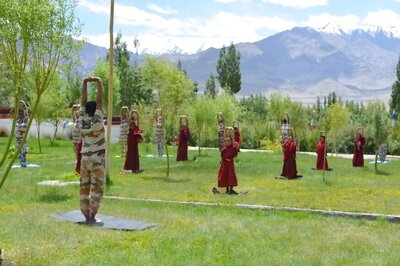 ITBP Personnel Practice Yoga at 18,800 Feet on India-China Border in Ladakh