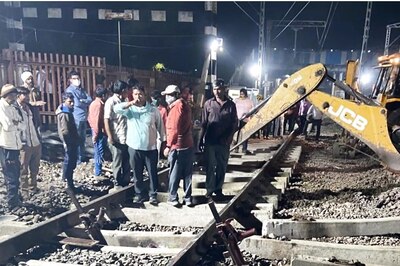 Mumbai Local Train Update: Indian Railways’ Western Zone to Hold Night Block Today