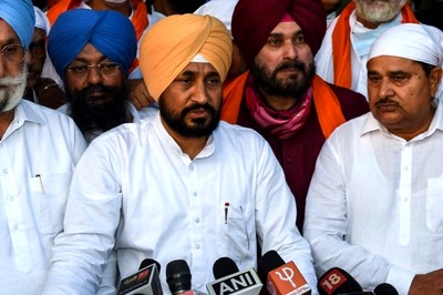Not Just Cabinet, Bureaucrats Too: High Command Will 'Remote Control' Punjab Congress to Avoid Amarinder Repeat