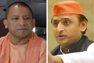 Akhilesh Yadav and Yogi Adityanath Tweet to Take Credit for Lucknow Metro
