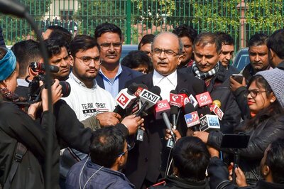 Ahead of Contempt Hearing, Prashant Bhushan Challenges Validity of 'Criminal Contempt' in SC