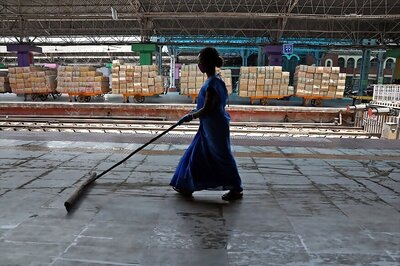 4 CMs Oppose Restarting Trains From Today in Meet With PM Modi, Say Will Lead to Chaos