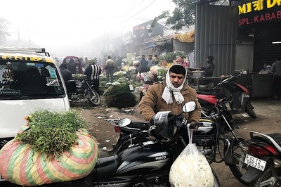 Delhi Reels Under Severe Cold as Minimum Temperature Drops to 4.2 Degrees Celsius