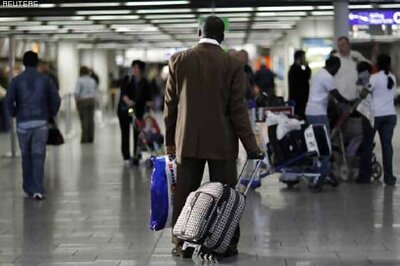 Volcanic ash stays but Europe may fly soon
