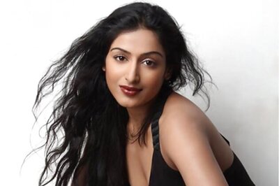 Director complains against actress Padmapriya