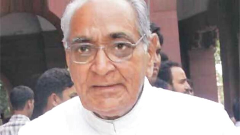 Motilal Vora releases Congress manifesto ahead of Assembly elections