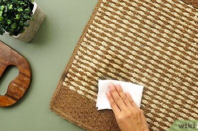 How to Remove Water Stains From Carpet