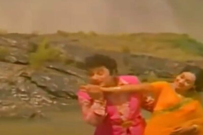 Did MGR Use Idhayakkani to Promote AIADMK? Here's What We Know