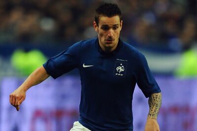 Mathieu Debuchy poised for Newcastle debut